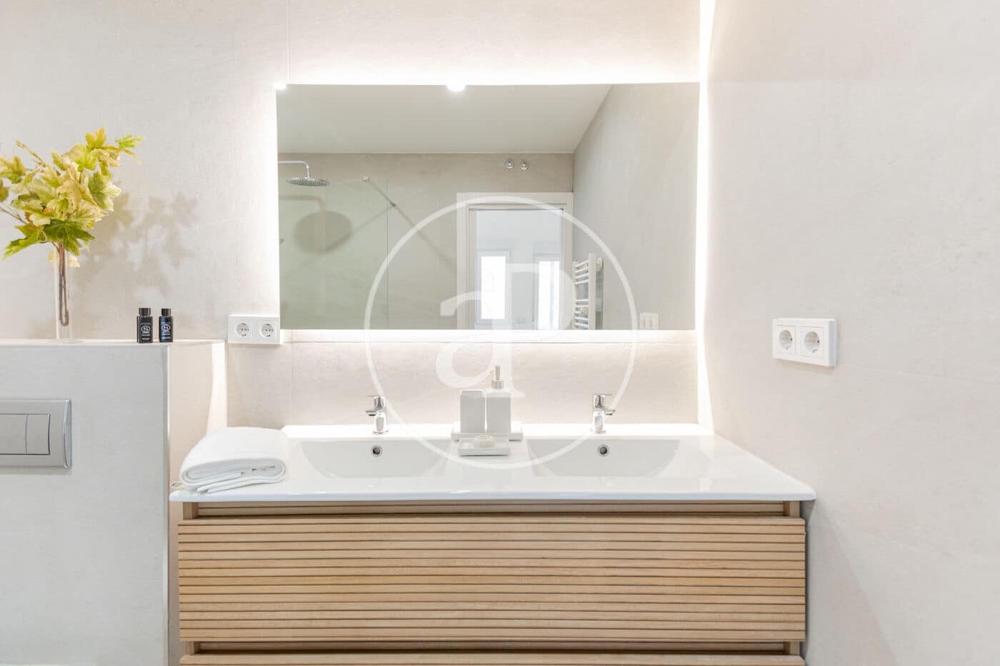 3 bedroom Apartment for sale in Madrid city - € 1,390,000 (Ref: 9548203)