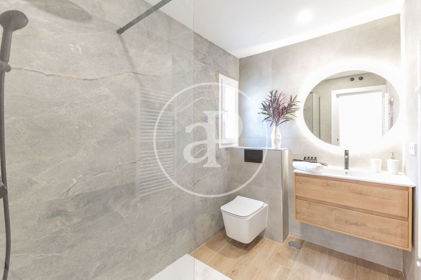 3 bedroom Apartment for sale in Madrid city - € 1,390,000 (Ref: 9548203)