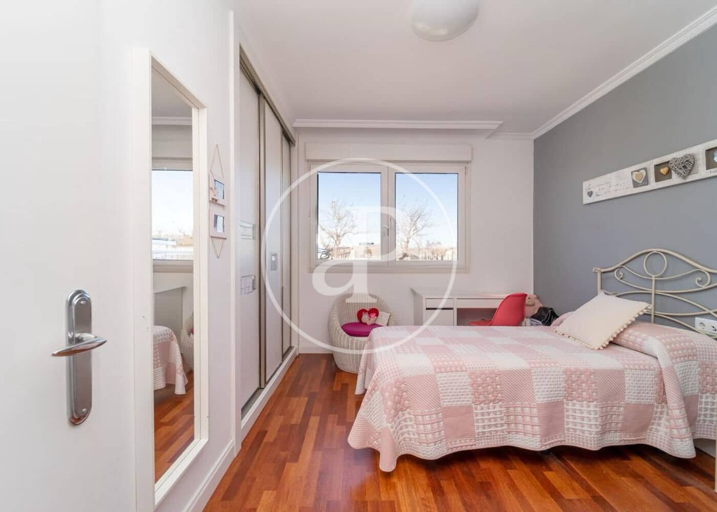 3 soveværelse Lejlighed til salg i Madrid by med swimmingpool - € 1.300.000 (Ref: 9548204)