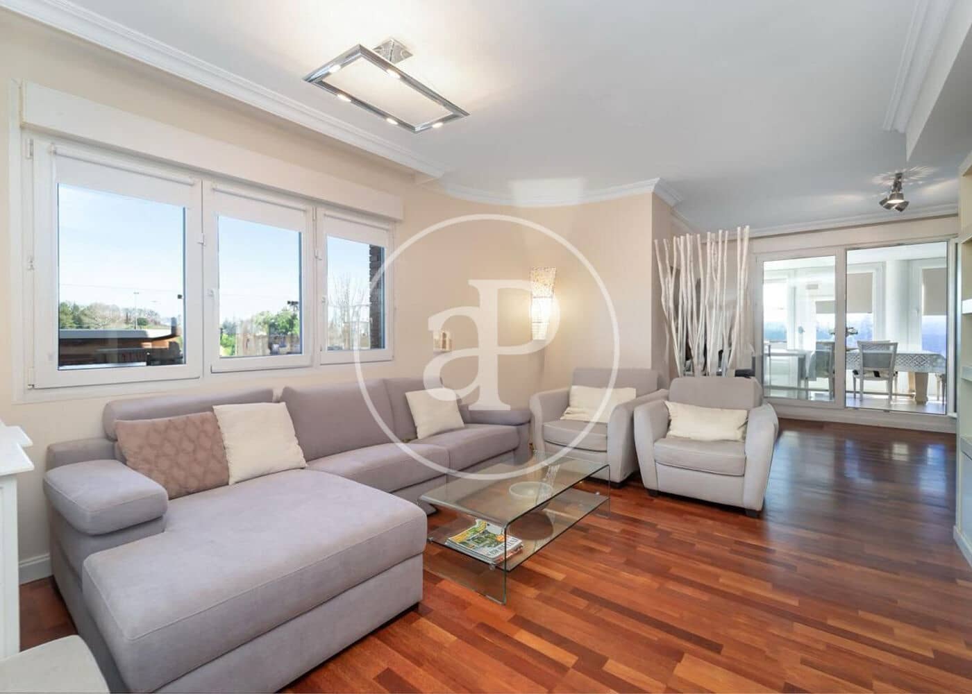 3 soveværelse Lejlighed til salg i Madrid by med swimmingpool - € 1.300.000 (Ref: 9548204)