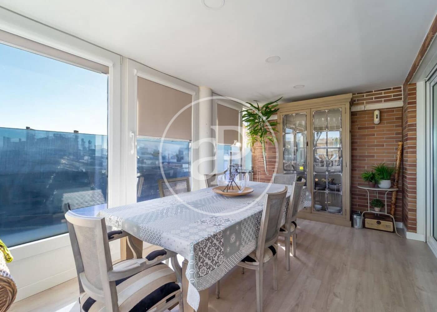 3 soveværelse Lejlighed til salg i Madrid by med swimmingpool - € 1.300.000 (Ref: 9548204)