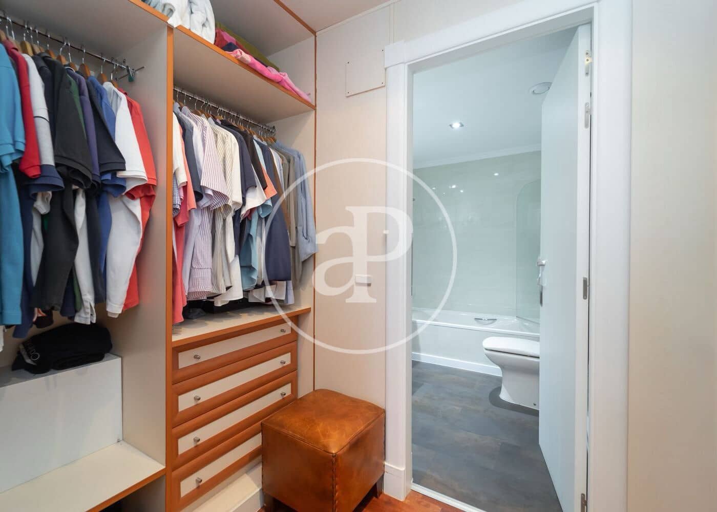 3 soveværelse Lejlighed til salg i Madrid by med swimmingpool - € 1.300.000 (Ref: 9548204)