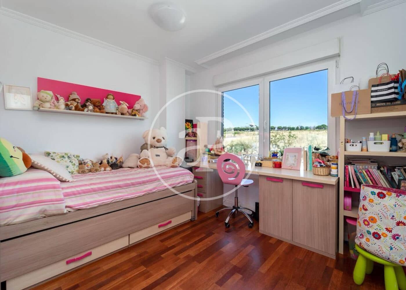 3 soveværelse Lejlighed til salg i Madrid by med swimmingpool - € 1.300.000 (Ref: 9548204)