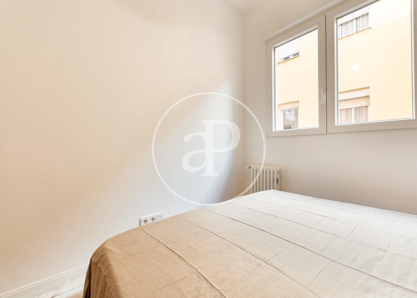 Apartamento de 3 habitaciones en Madrid ciudad en venta - 1.190.000 € (Ref: 9548205)