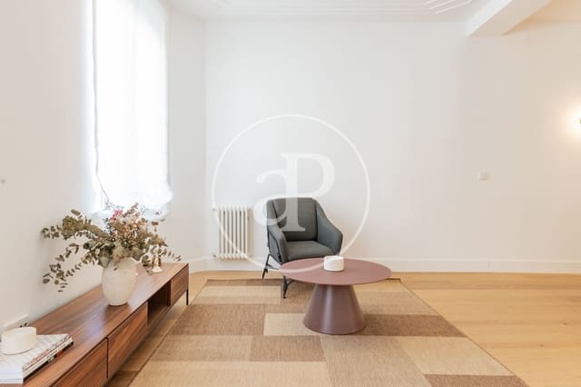 3 bedroom Apartment for sale in Argüelles, Madrid city - € 1,149,000 (Ref: 9548205)