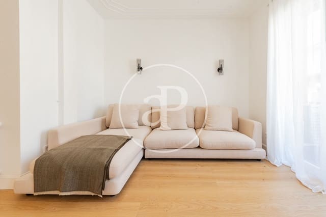 3 bedroom Apartment for sale in Argüelles, Madrid city - € 1,149,000 (Ref: 9548205)