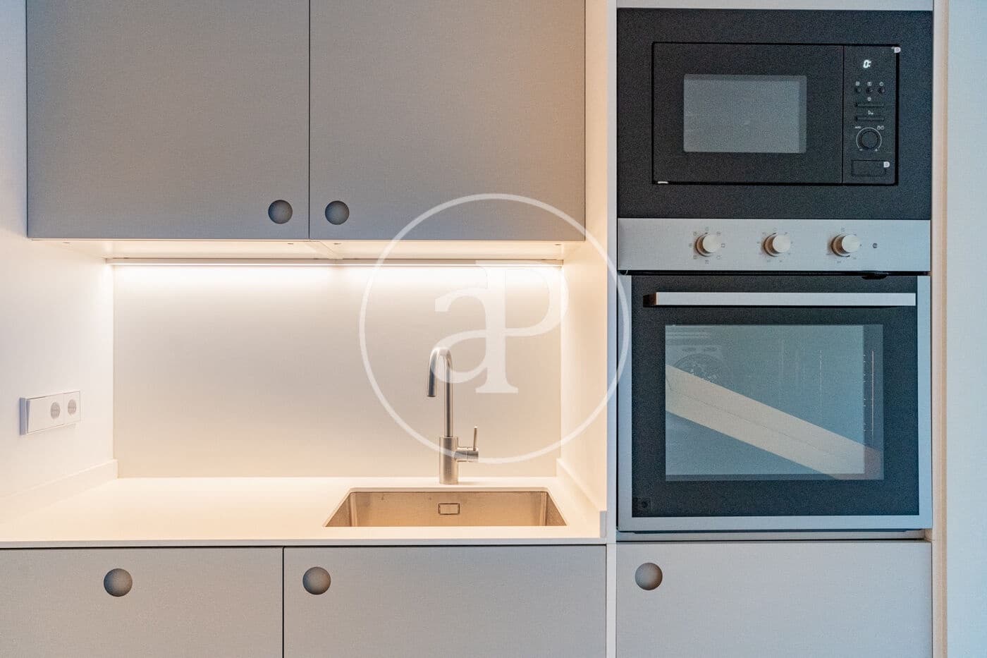 2 sypialnia Apartament do wynajęcia w Miasto Madryt - 2 100 € (Ref: 9548206)