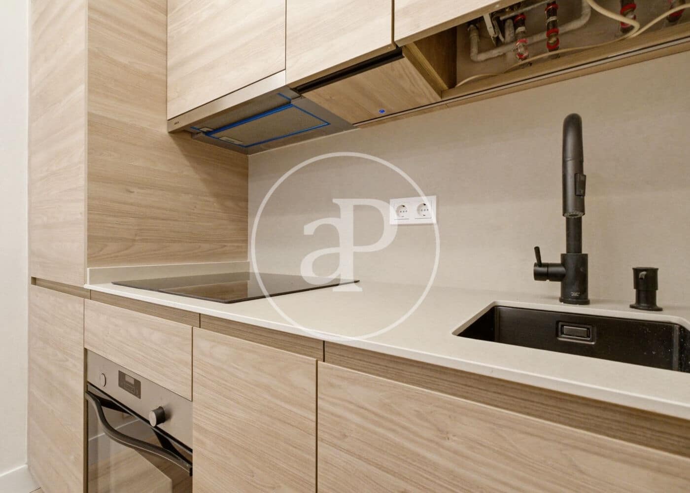 2 makuuhuone Huoneisto myytävänä paikassa Madrid kaupunki - 675 000 € (Ref: 9548210)