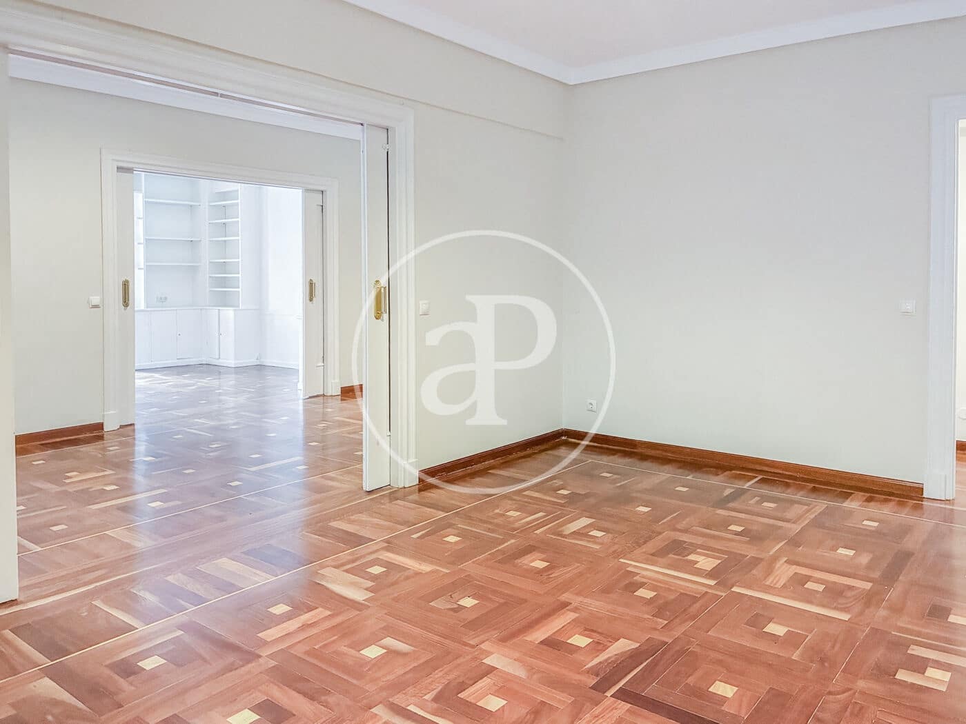 4 bedroom Apartment for rent in Madrid city - € 5,000 (Ref: 9548212)