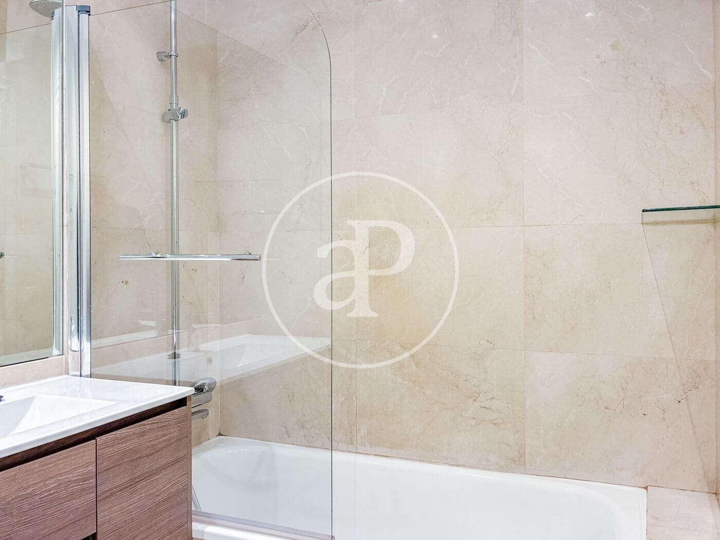 4 bedroom Apartment for rent in Madrid city - € 5,000 (Ref: 9548212)