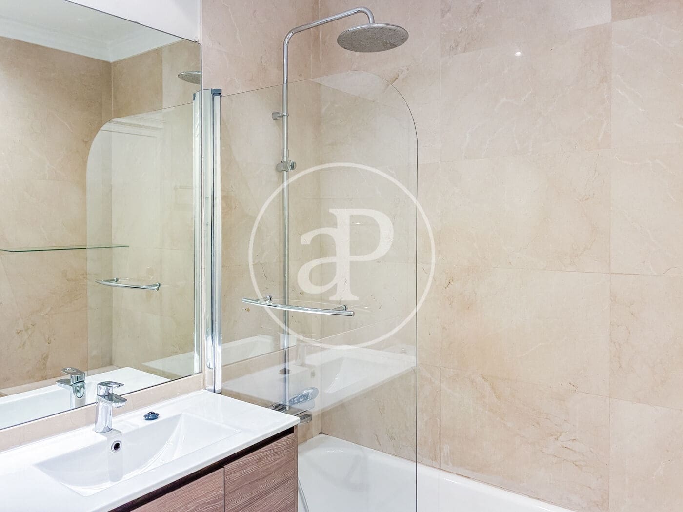 4 bedroom Apartment for rent in Madrid city - € 5,000 (Ref: 9548212)