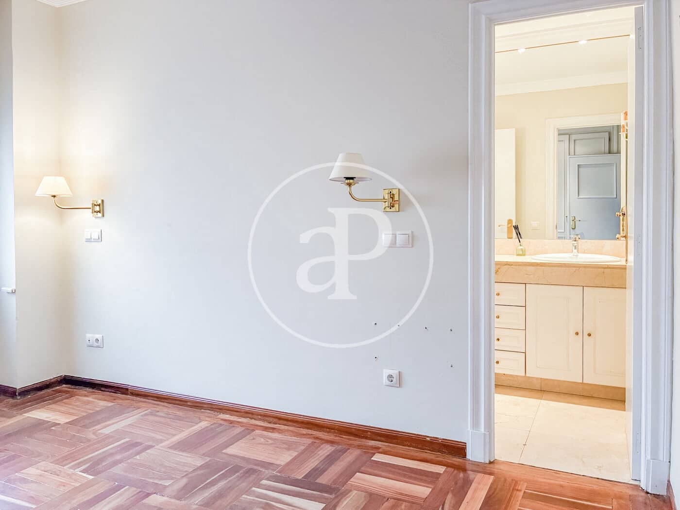 4 bedroom Apartment for rent in Madrid city - € 5,000 (Ref: 9548212)