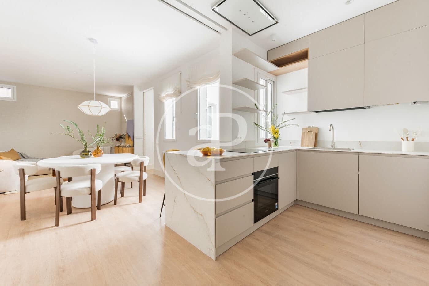 2 soveværelse Lejlighed til salg i Madrid by - € 1.170.000 (Ref: 9548213)