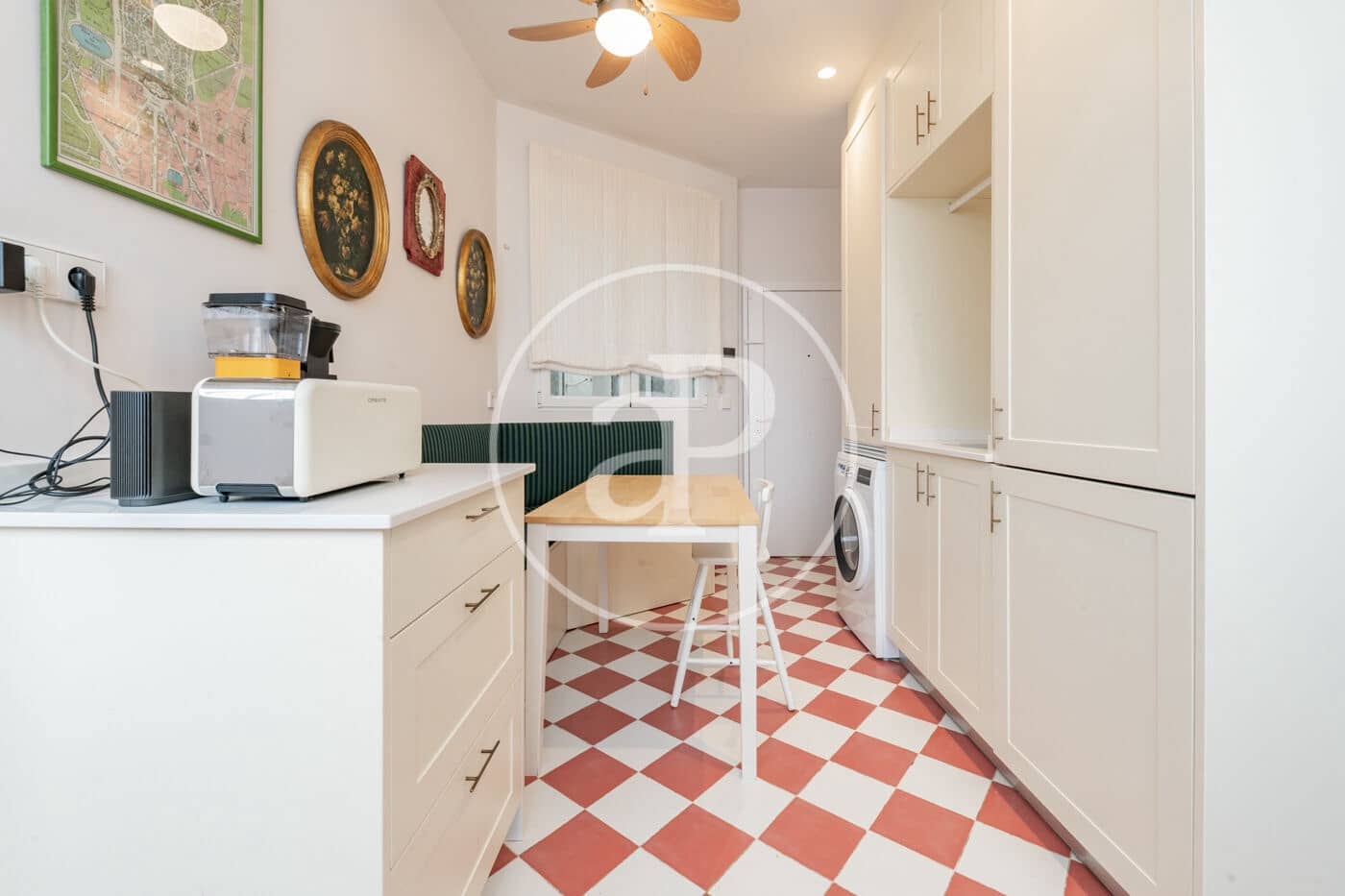 3 quarto Apartamento para venda em Madrid cidade - 2 200 000 € (Ref: 9548215)