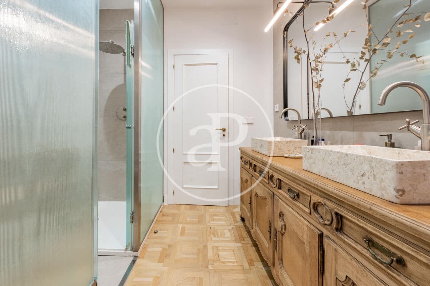 3 quarto Apartamento para venda em Madrid cidade - 2 200 000 € (Ref: 9548215)