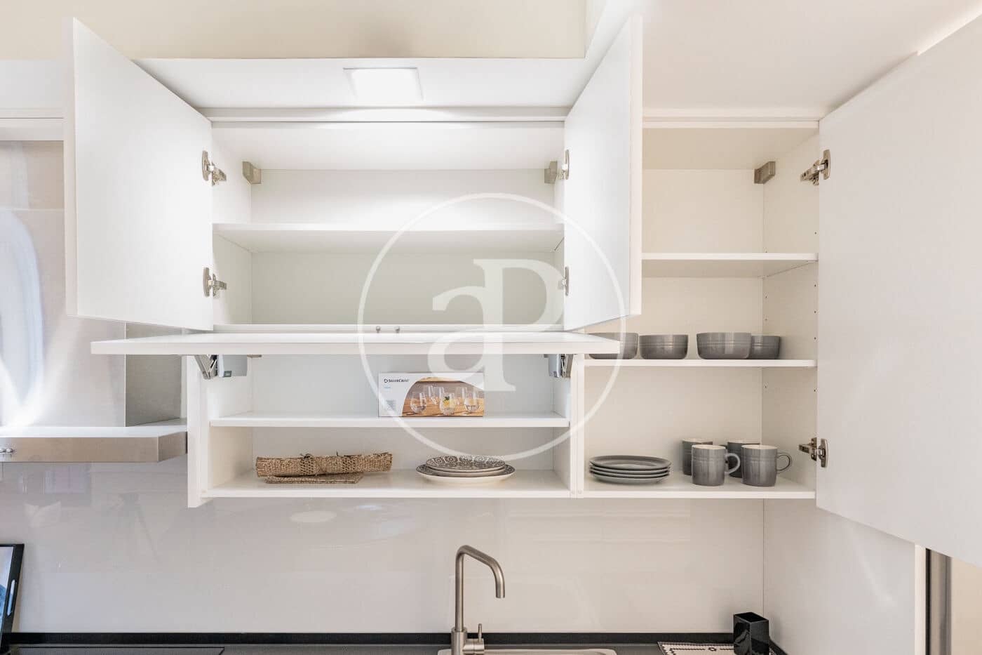 1 slaapkamer Appartement te huur in Madrid stad - € 1.900 (Ref: 9551508)