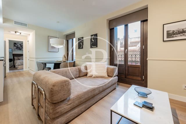 1 slaapkamer Appartement te huur in Palacio, Madrid stad - € 1.900 (Ref: 9551508)
