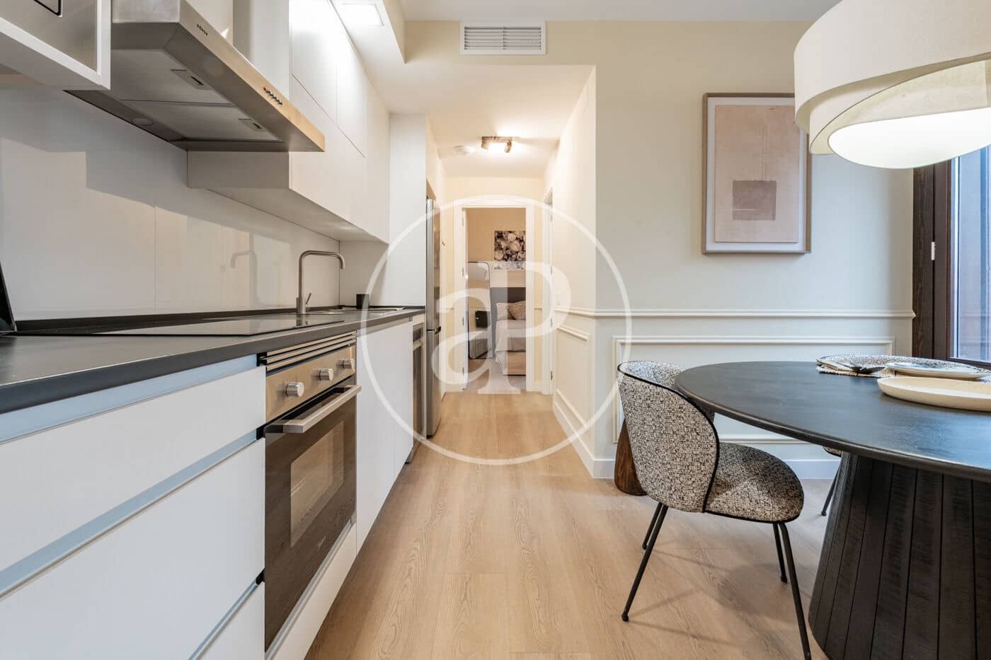 1 slaapkamer Appartement te huur in Madrid stad - € 1.900 (Ref: 9551508)