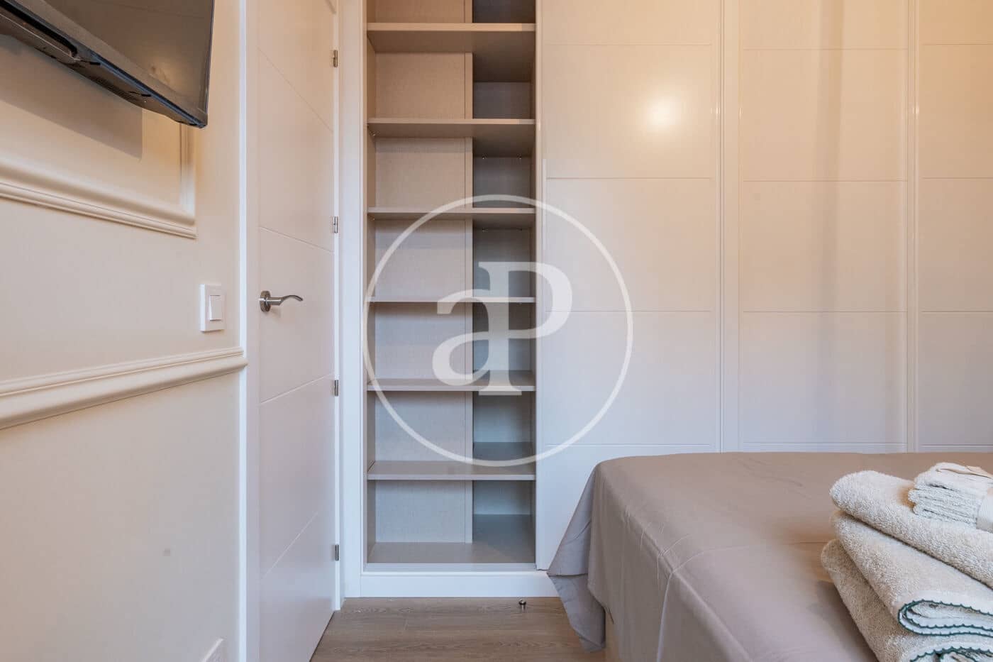 1 slaapkamer Appartement te huur in Madrid stad - € 1.900 (Ref: 9551508)
