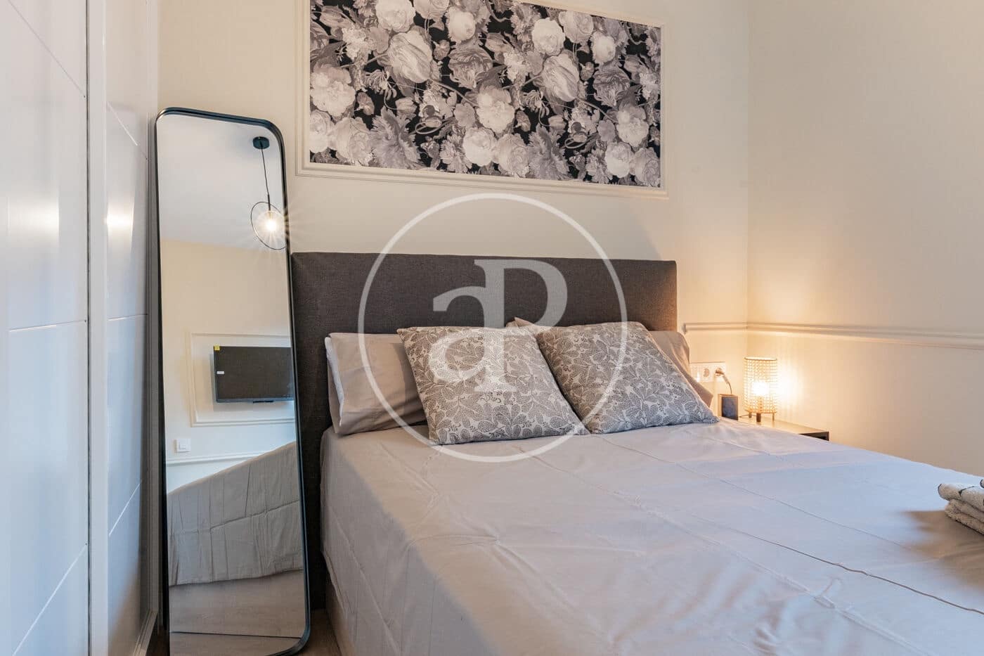 1 slaapkamer Appartement te huur in Madrid stad - € 1.900 (Ref: 9551508)