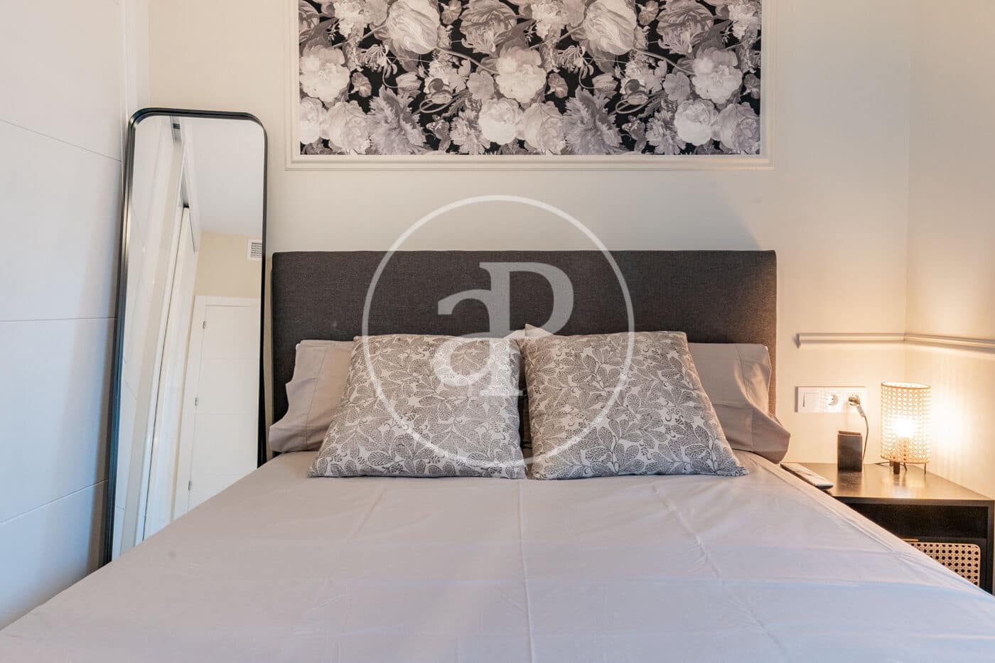 1 slaapkamer Appartement te huur in Madrid stad - € 1.900 (Ref: 9551508)