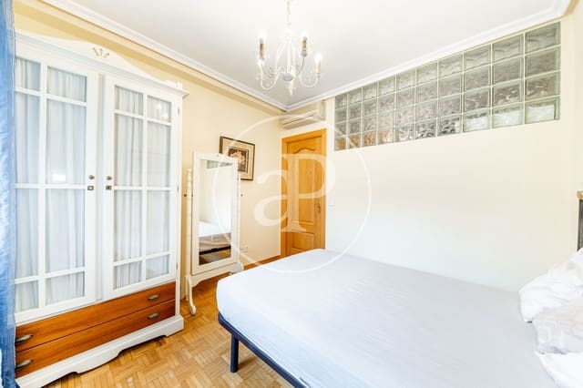 2 soveværelse Lejlighed til leje i Castillejos, Madrid by - € 1.500 (Ref: 9551509)