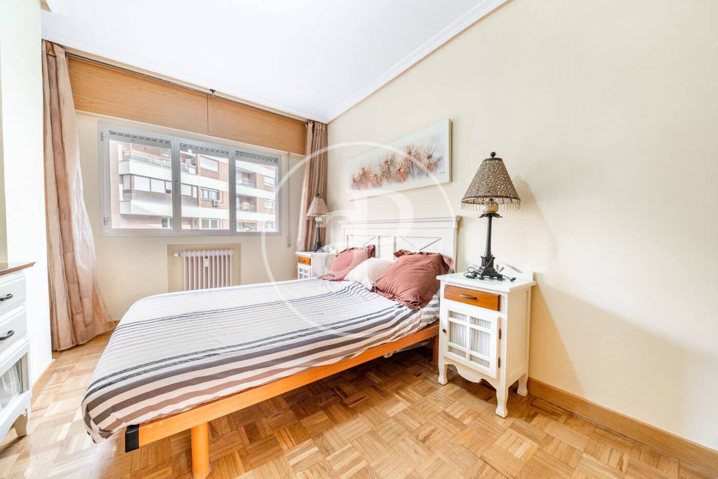 2 soveværelse Lejlighed til leje i Madrid by - € 1.500 (Ref: 9551509)