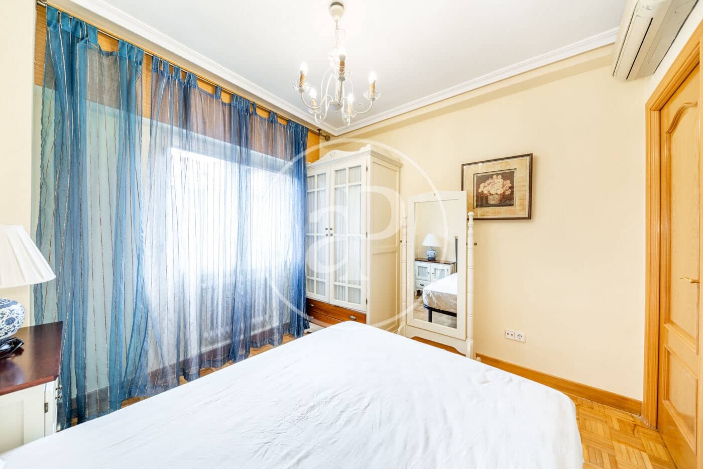 2 soveværelse Lejlighed til leje i Madrid by - € 1.500 (Ref: 9551509)