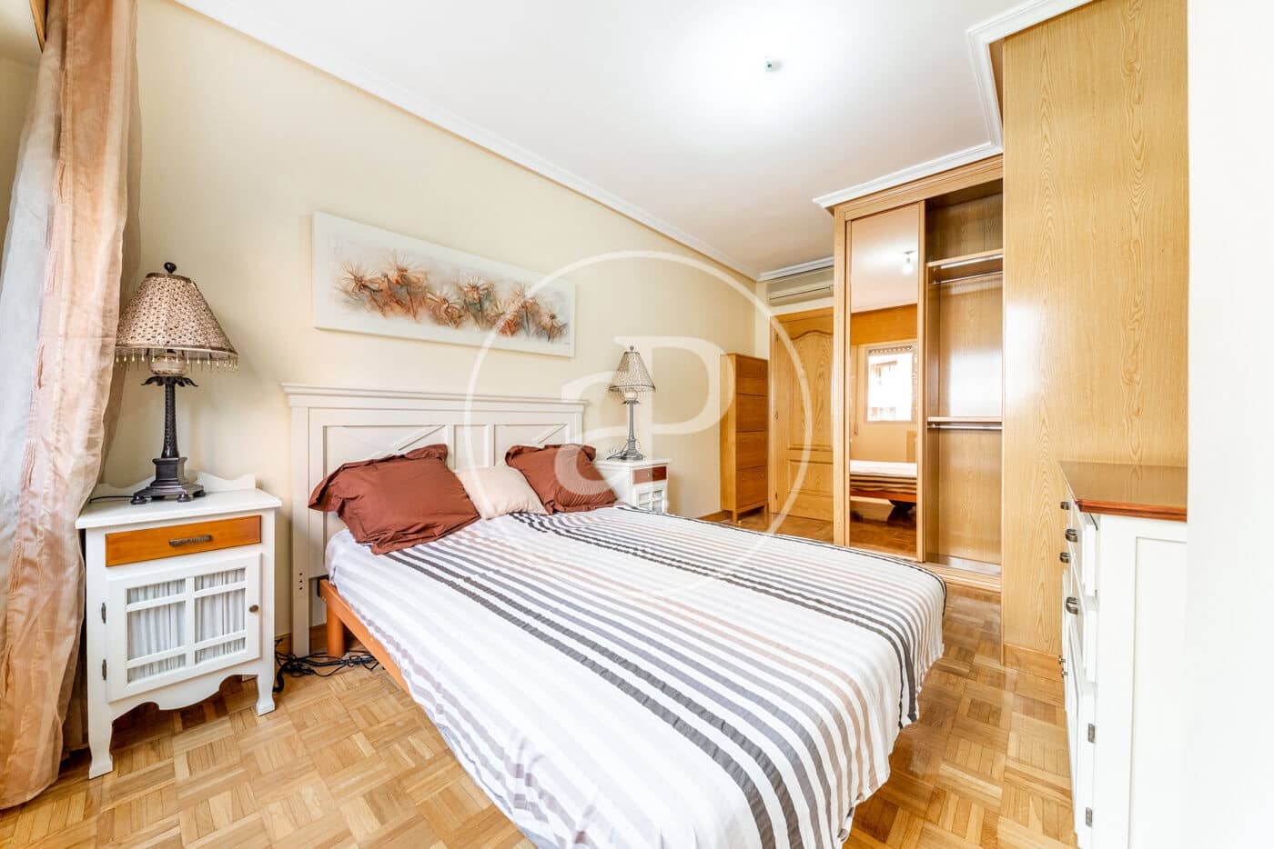 2 soveværelse Lejlighed til leje i Madrid by - € 1.500 (Ref: 9551509)