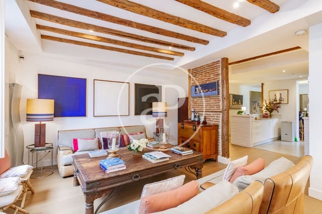 3 makuuhuone Kattohuoneisto vuokrattavana paikassa Cortes, Madrid kaupunki - 4 500 € (Ref: 9551510)