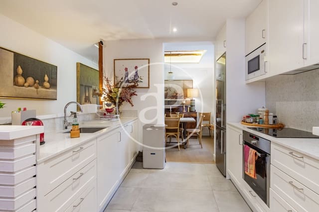 3 makuuhuone Kattohuoneisto vuokrattavana paikassa Cortes, Madrid kaupunki - 4 500 € (Ref: 9551510)