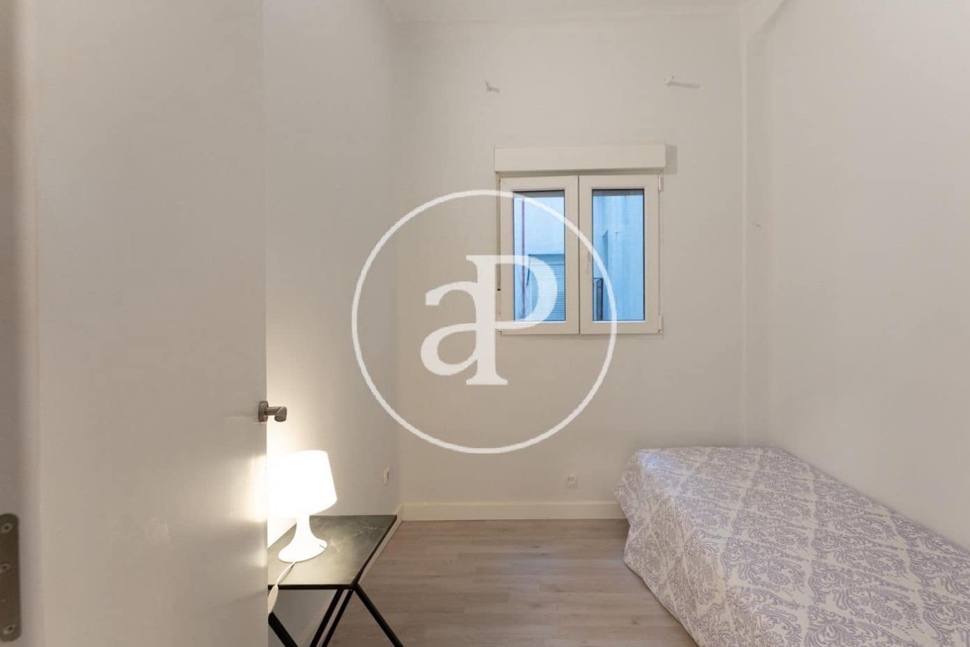 2 soveværelse Lejlighed til leje i Madrid by - € 1.450 (Ref: 9551511)