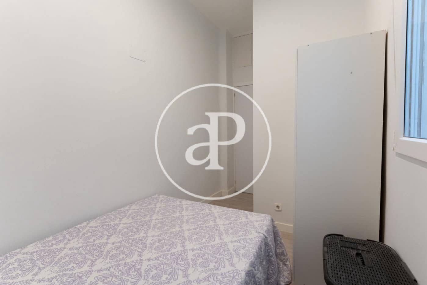 2 soveværelse Lejlighed til leje i Madrid by - € 1.450 (Ref: 9551511)