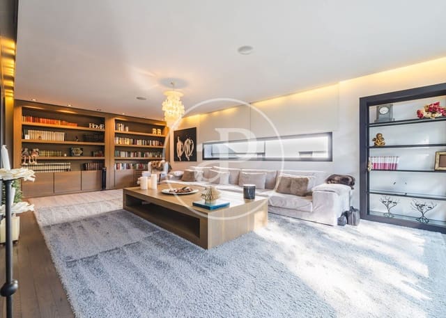 5 soveværelse Villa til salg i La Moraleja, Alcobendas med swimmingpool - € 4.250.000 (Ref: 9551514)