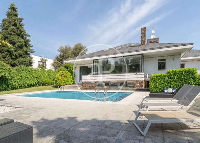 5 soveværelse Lejlighed til salg i La Moraleja, Alcobendas med swimmingpool - € 4.600.000 (Ref: 9551515)