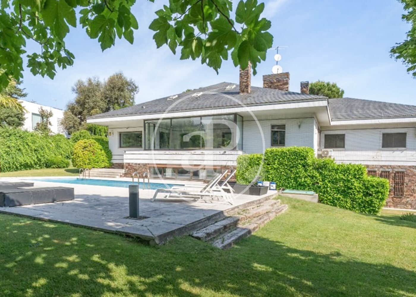 5 soveværelse Lejlighed til salg i La Moraleja med swimmingpool - € 4.600.000 (Ref: 9551515)