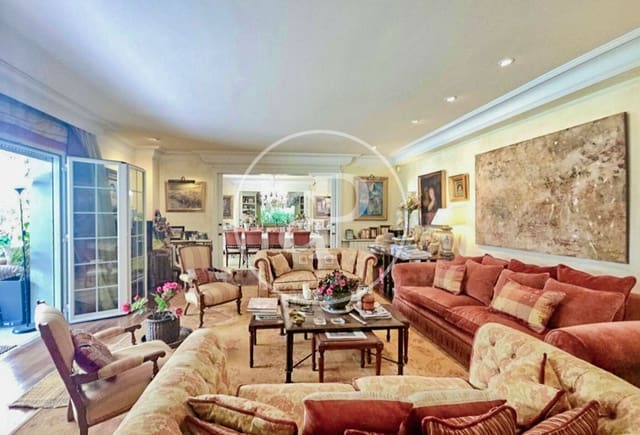 10 soveværelse Villa til salg i La Moraleja, Alcobendas med swimmingpool - € 6.500.000 (Ref: 9551516)