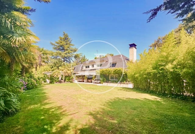 10 soveværelse Villa til salg i La Moraleja, Alcobendas med swimmingpool - € 6.500.000 (Ref: 9551516)