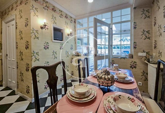 10 soveværelse Villa til salg i La Moraleja, Alcobendas med swimmingpool - € 6.500.000 (Ref: 9551516)