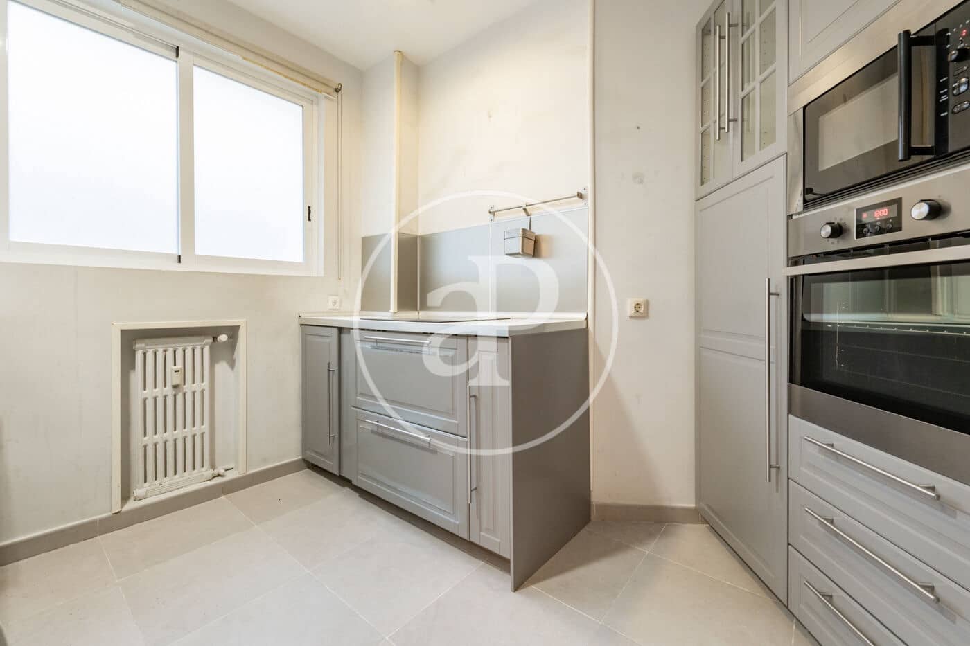 3 quarto Apartamento para venda em Madrid cidade - 1 300 000 € (Ref: 9555845)