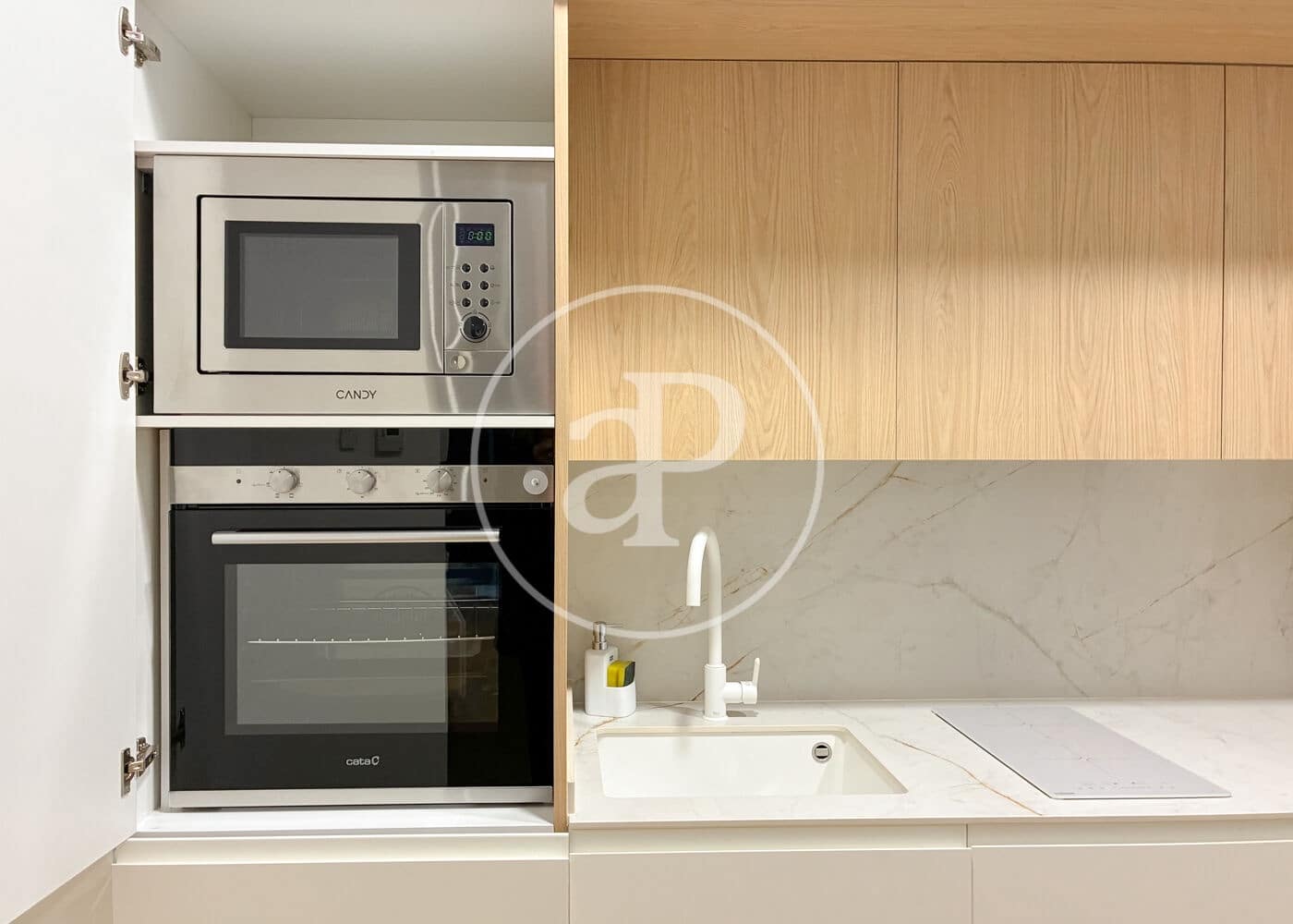 2 bedroom Apartment for rent in Madrid city - € 1,850 (Ref: 9555846)