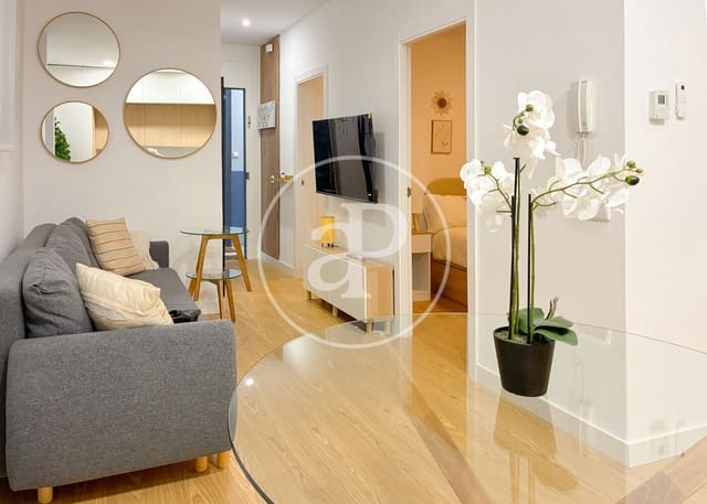 2 bedroom Apartment for rent in Almagro, Madrid city - € 1,850 (Ref: 9555846)