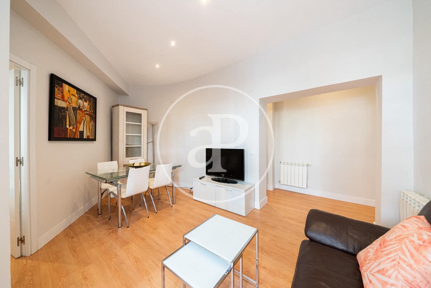 2 bedroom Apartment for rent in Madrid city - € 2,200 (Ref: 9555847)