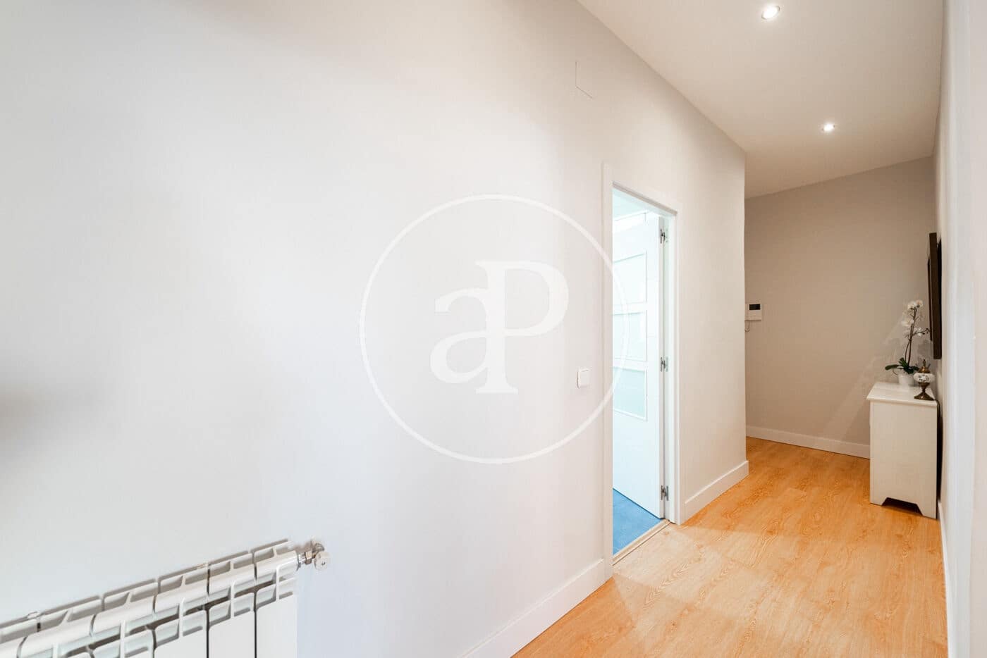 2 bedroom Apartment for rent in Madrid city - € 2,200 (Ref: 9555847)