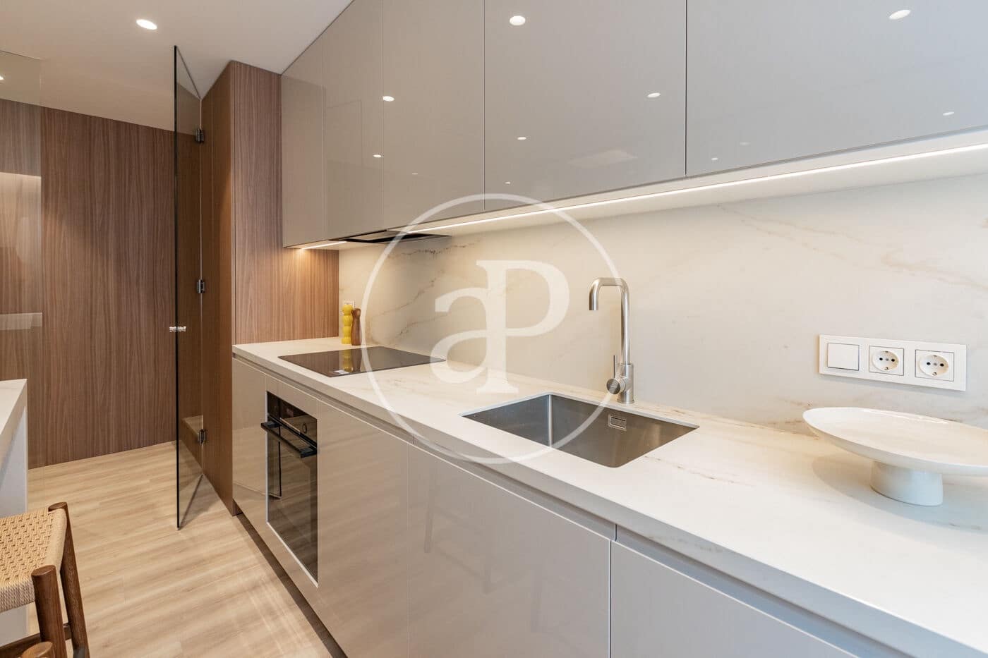 Apartamento de 3 habitaciones en Madrid ciudad en alquiler - 4.500 € (Ref: 9555850)