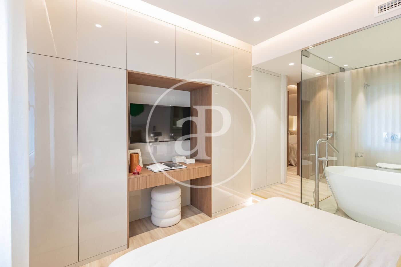 Apartamento de 3 habitaciones en Madrid ciudad en alquiler - 4.500 € (Ref: 9555850)