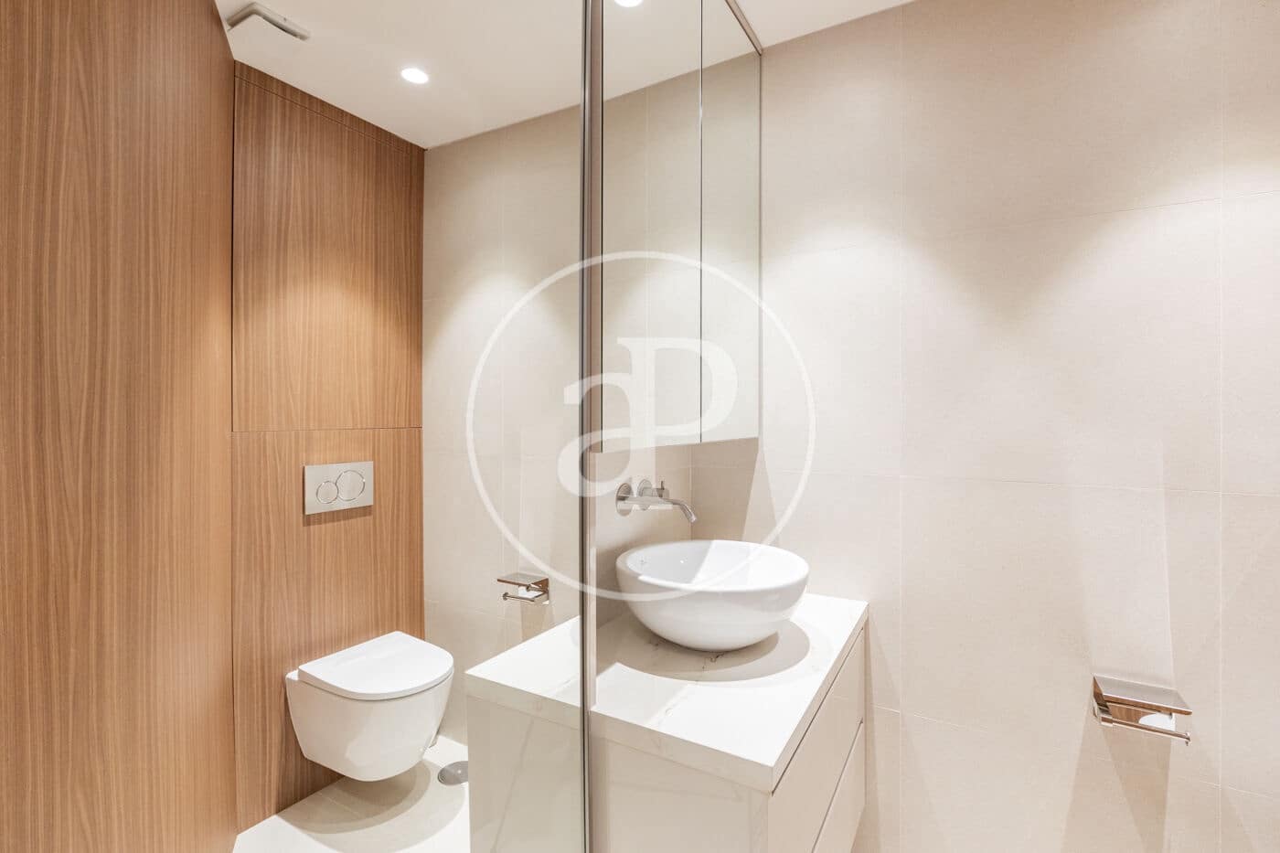 Apartamento de 3 habitaciones en Madrid ciudad en alquiler - 4.500 € (Ref: 9555850)