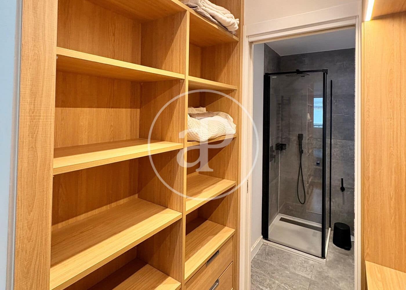 2 makuuhuone Huoneisto myytävänä paikassa Madrid kaupunki - 658 000 € (Ref: 9561806)