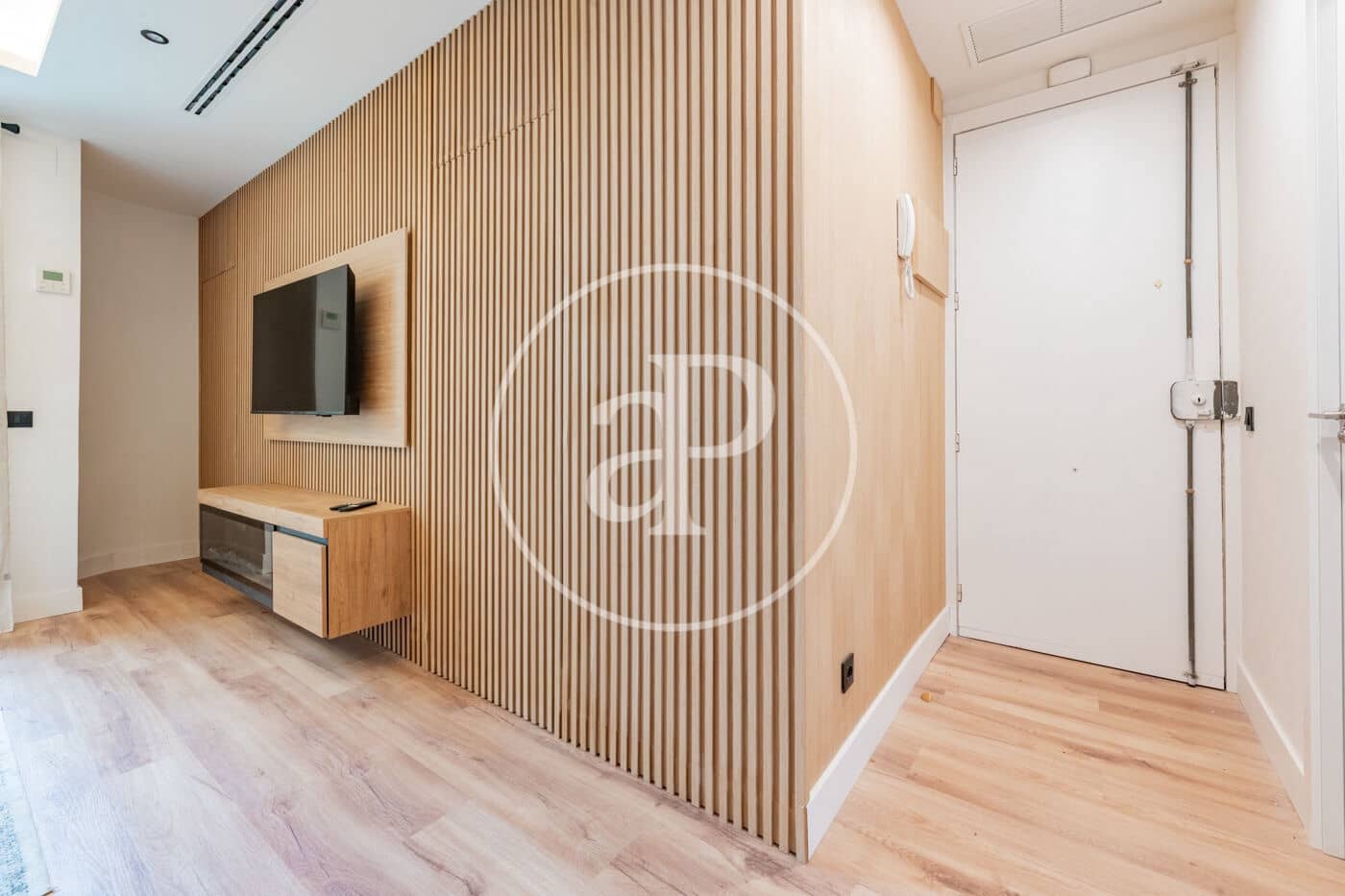 2 bedroom Penthouse for sale in Madrid city - € 845,000 (Ref: 9561808)