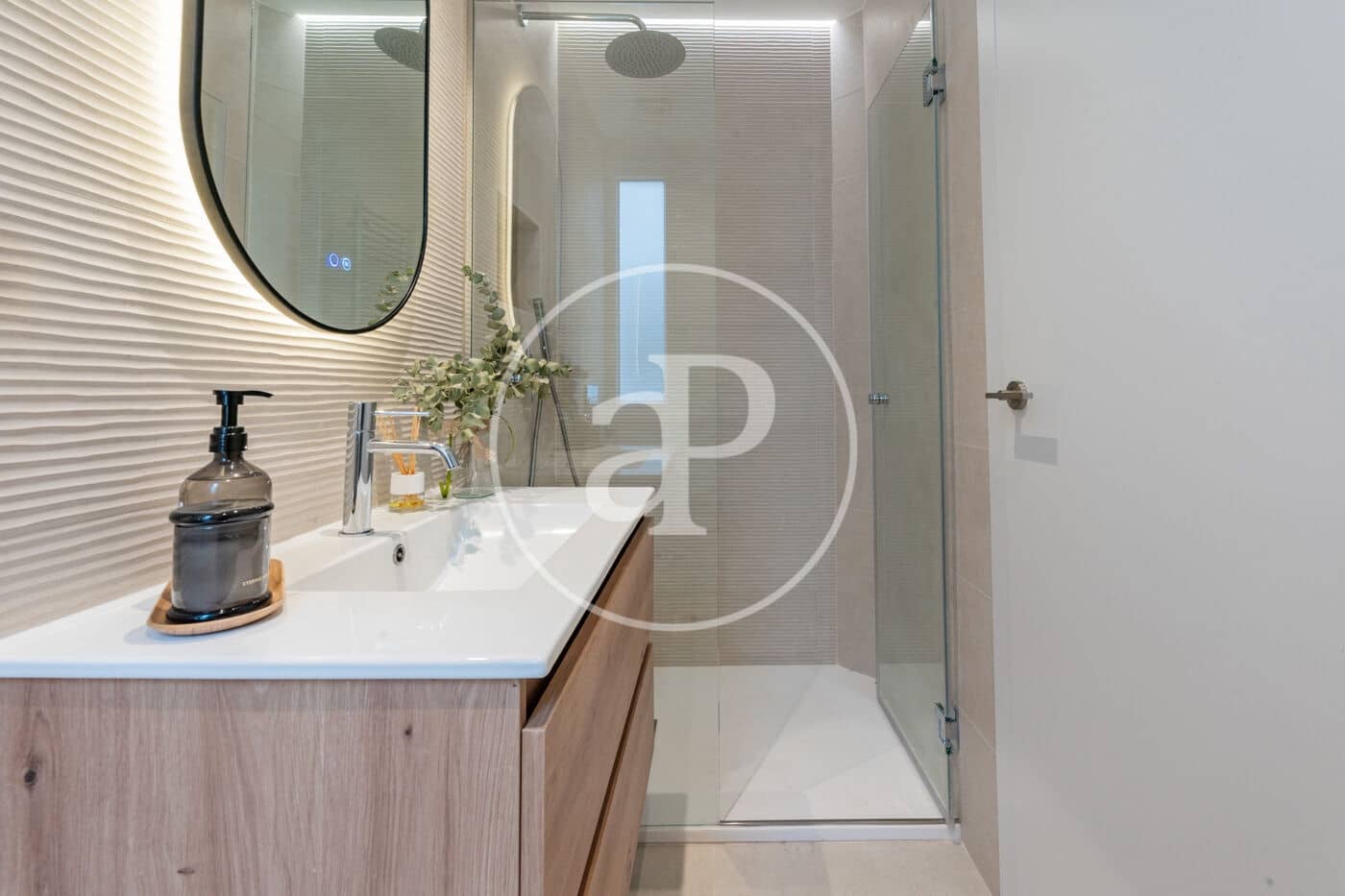 2 bedroom Penthouse for sale in Madrid city - € 845,000 (Ref: 9561808)